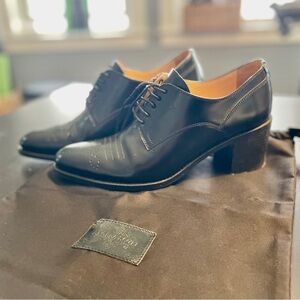 The Office of Angela Scott | Miss Button Midheel